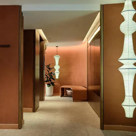 Muang Phol Hotel Bangkok Siam - Newly Renovated